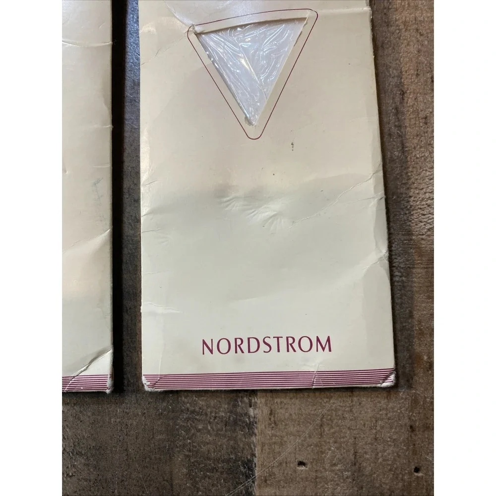 Nordstrom Vintage Sheer Difference Knee Highs White One Size Sheer Support 1990s - Picture 5 of 10